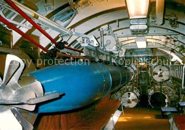 U-Boot Unterseeboot Submarine Sous-Marin Marine-Ehrenmal U-995 Laboe