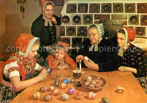 Ostern Easter Paques Ostereiverzieren Schleife Trachten