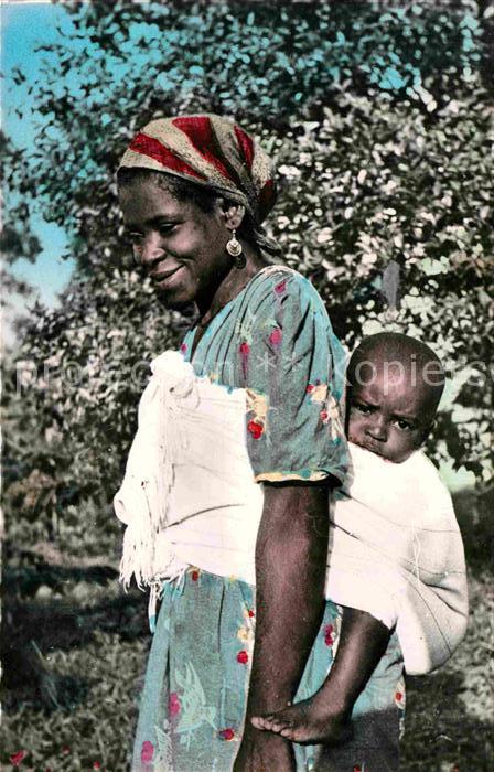 Nkongsamba Mere et son bebe Scenes et types