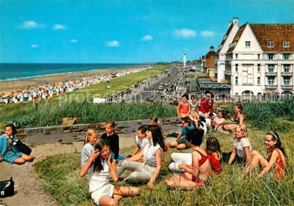 Noordwijk aan Zee  Koningin Wilhelmina Boulevard Strand