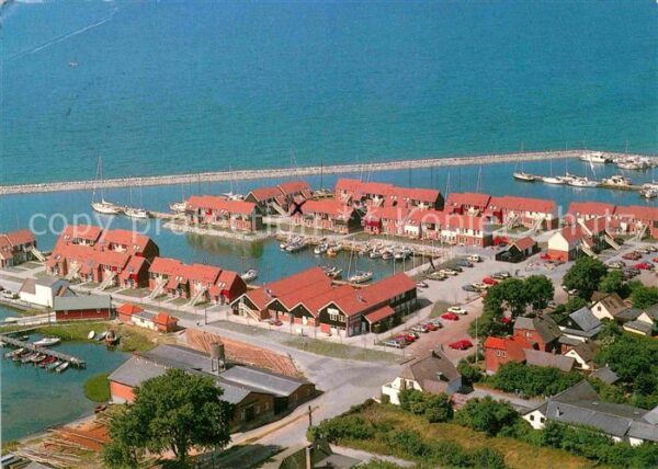 Klintholm Havn Danland pa Mon Feriehotel Ostersoen