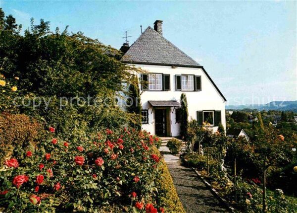 Rhoendorf Bundeskanzler Adenauer Haus mit Garten