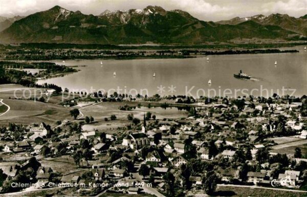 Chieming Chiemsee mit Kampenwand Chiemgauer Alpen Flieger