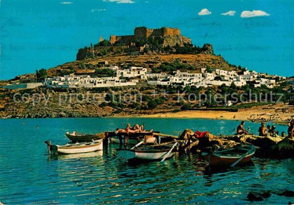 Lindos Lindo Hafen Strand Blick auf die Akropolis