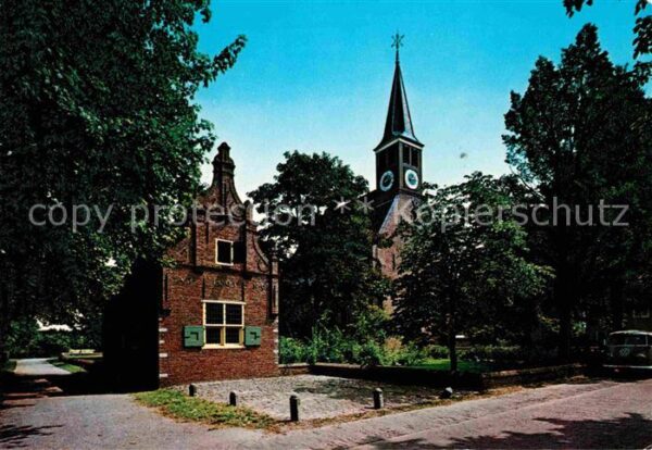 Schoorl NH Kerk met 17 de Eeuw's Raadhuis Kirch