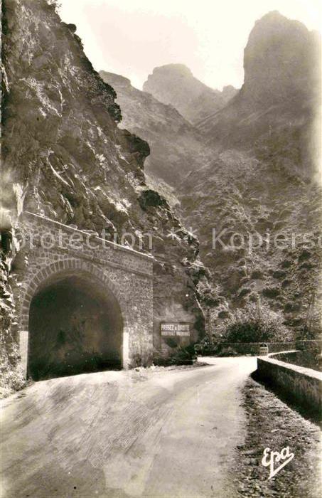 Kerrata Les Gorges et le Tunnel Schluchten Tunn