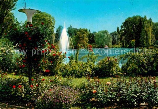 Zweibruecken Rosengarten Schwanenteich Fontäne