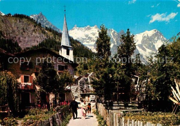 Courmayeur Sullo sfondole Grandes Jurasses Partie