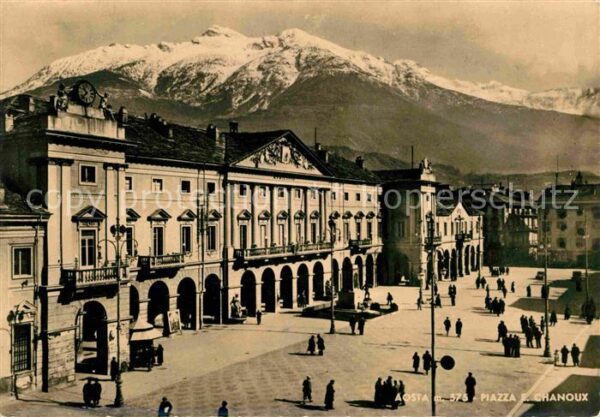 Aosta Piazza E. Chanoux
