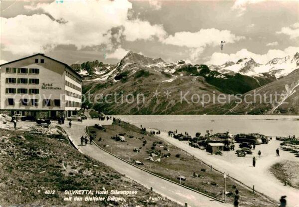Silvretta-Hochalpenstrasse Hotel Silvrettasee mitt Bieltaler Berge