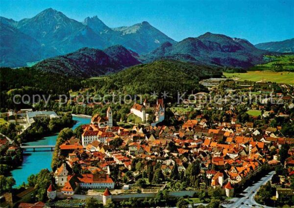 Fuessen Allgaeu Panorama Bergestadt Seenstadt Allgäuer