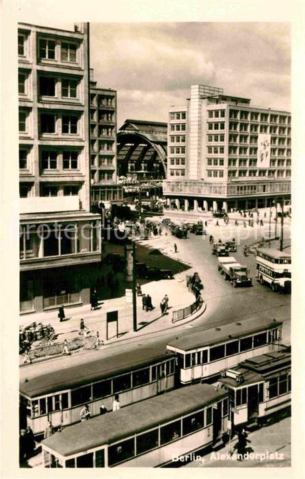 Berlin Alexanderplatz Strassenbahn