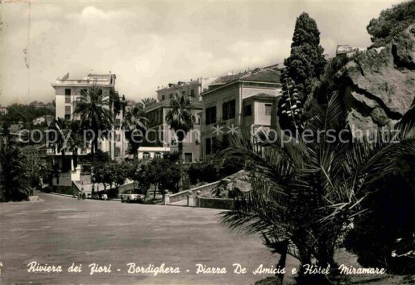 Bordighera Piazza de Amicis e Hotel Miramare