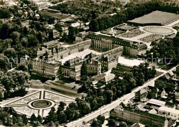 Ludwigsburg Wuerttemberg Fliegeraufnahme Schloß Gartenschau Blüh