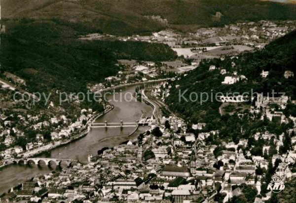 Heidelberg Neckar Fliegeraufnahme Stadt und Schloß