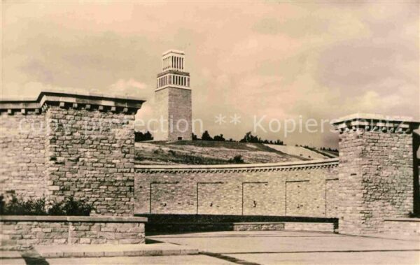 Buchenwald Weimar Mahn- und Gedenkstätte Ringgrab mit Tur