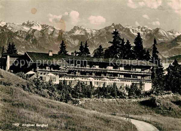Sonthofen Oberallgaeu Allgäuer Berghof mit Alpe Eck
