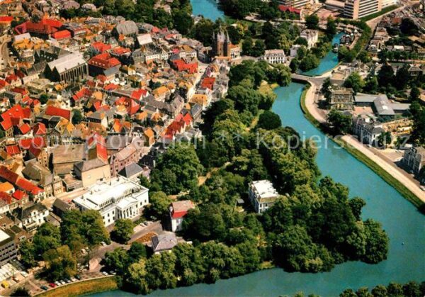Zwolle Overijssel Centrum Singelgracht en Sassenpoort van