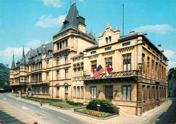 LUXEMBOURG  Luxemburg Palais Grand Ducal et Chambre des Deput