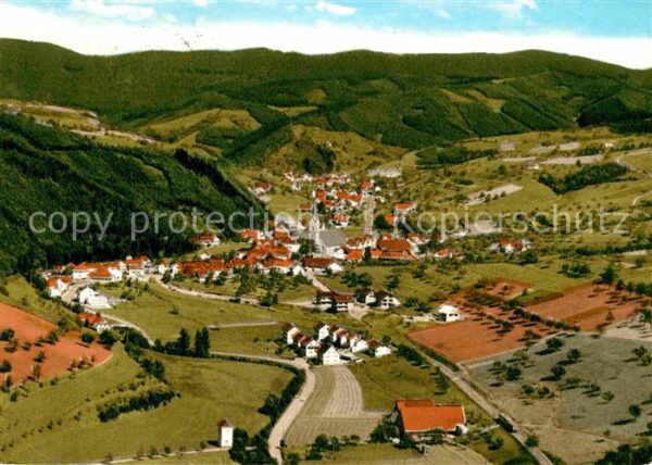 Oberharmersbach Luftkurort im Schwarzwald Fliegeraufnah