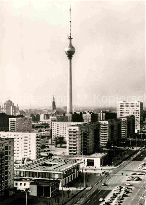 Berlin Karl Marx Allee Fernsehturm