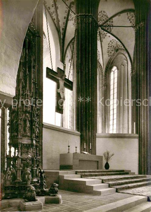 Luebeck Marienkirche Altar Kruzifix Sakramentsh