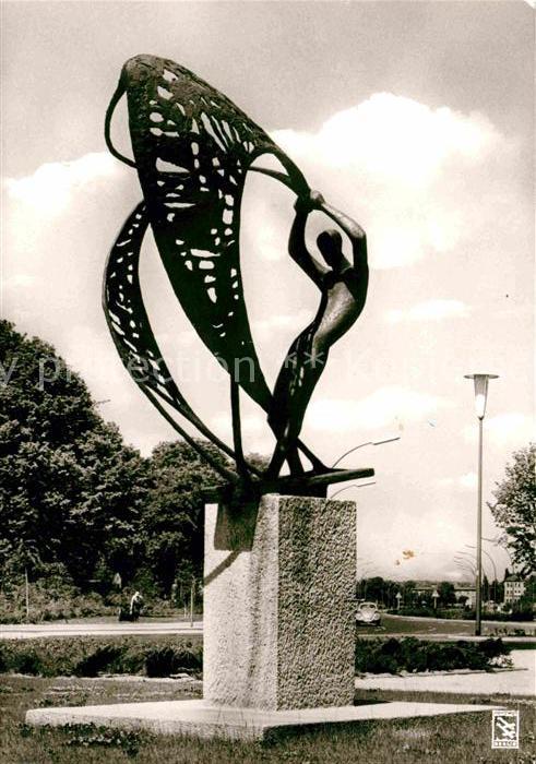 Spandau Karl-Heinrich-Platz Der Netzewerfer