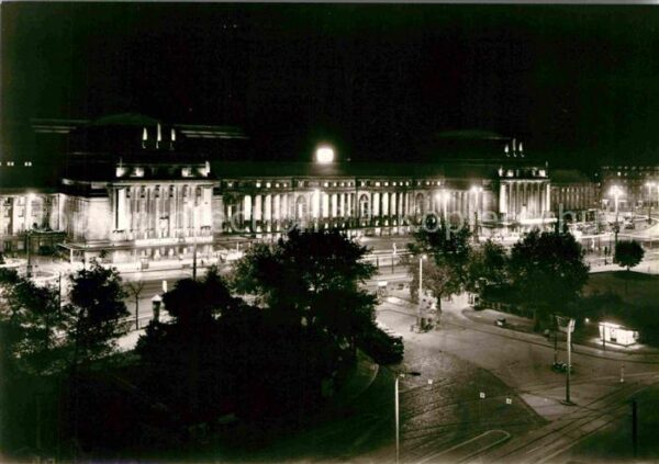 Leipzig Hauptbahnhof bei Nacht