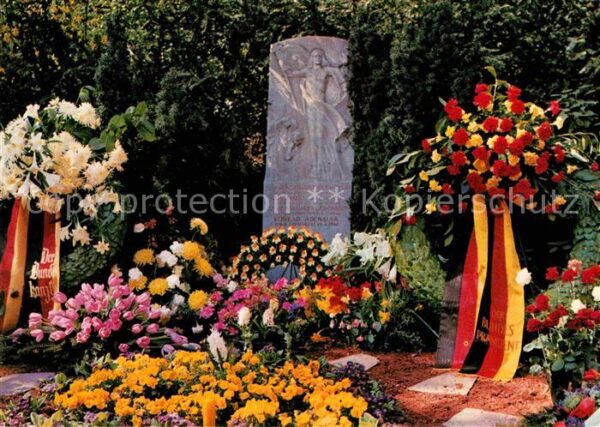Tod Grabstätte Dr. Konrad Adenauer Waldfrie