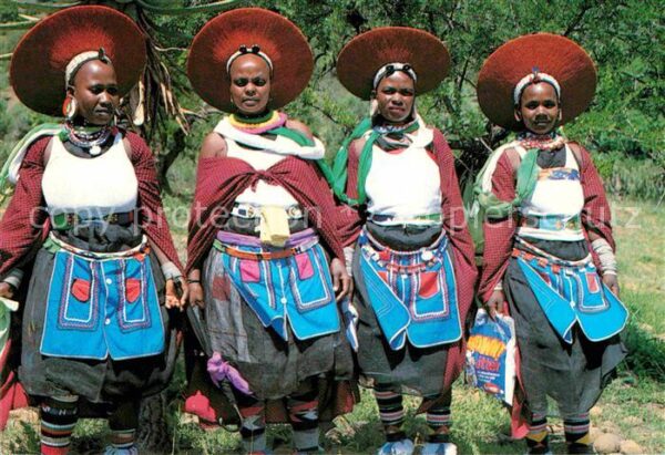 Typen Afrika Tribes Zulu Women Headdress