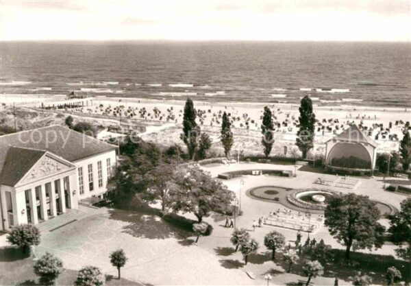 Heringsdorf Ostseebad Usedom Konzertgarten Musikpavillon Strand Flie