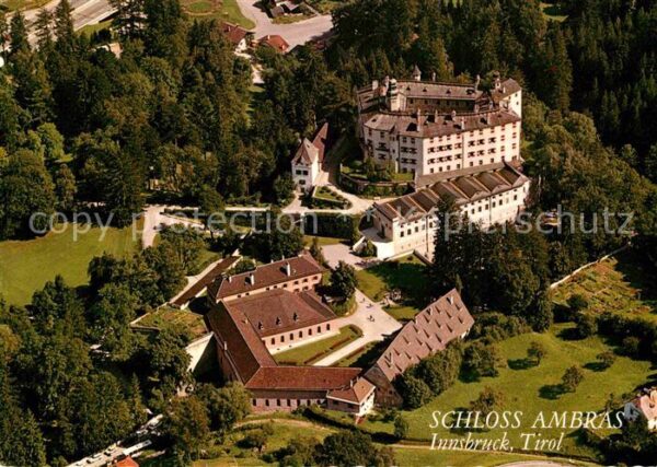 Innsbruck Schloss Ambras Fliegeraufnahme