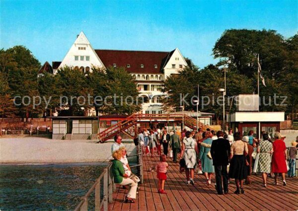 Gluecksburg Ostseebad Schiffsanleger und Matthias Claudius He