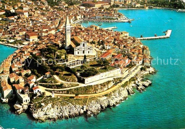 Rovinj Istrien Fliegeraufnahme mit Kirchpartie