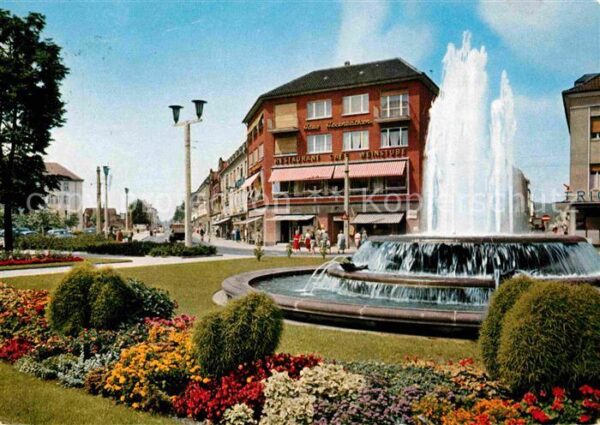 Kaiserslautern Pariser Strasse mit Fackelrondell