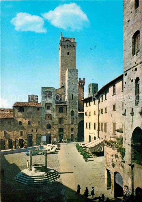 San Gimignano Piazza della Cisterna e Torri Ardinghel