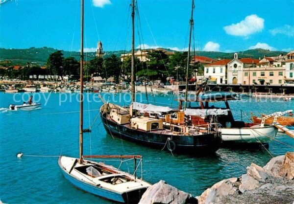 Diano Marina Veduta dal porticciolo Kleiner Hafen Ri