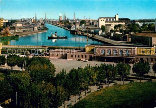Ravenna Italia Porto e Stazione Ferroviaria Hafen Bahn
