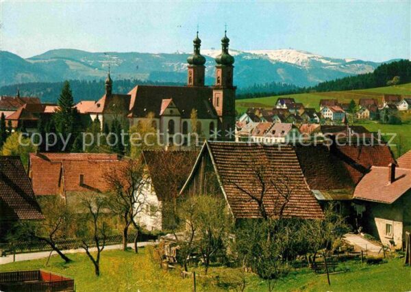 St Peter Schwarzwald Ortsansicht mit Kirche mit Blick zum Fe