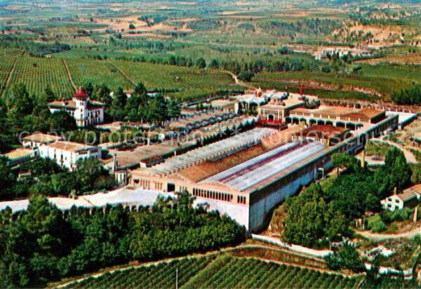 Cavas Codorniu Exteriores