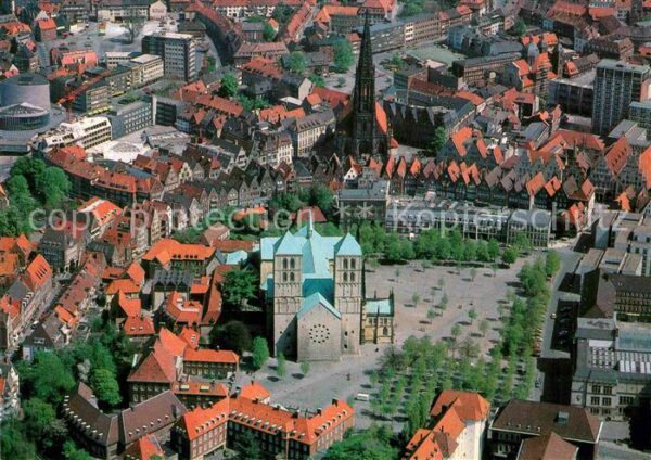 Muenster Westfalen Innenstadt mit Dom und St Lamberti Kirc