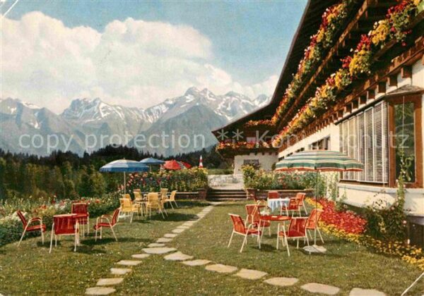 Sonthofen Oberallgaeu Allgäuer Berghof mit Alpe Eck Hörnergeb