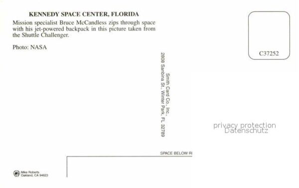 Astronaut Kennedy Space Center Florida Bruce McCa – Bild 2