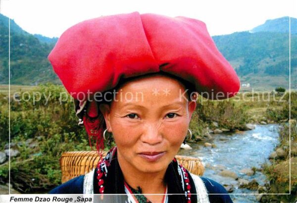 Typen Vietnam Femme Dzao Rouge Sapa