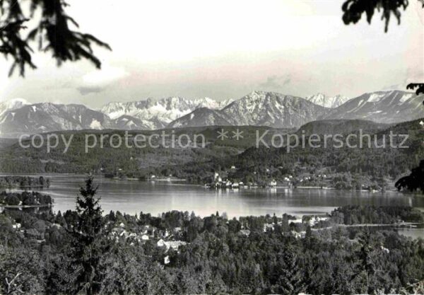 Woerthersee Blick vom Windischberg auf See mit Kara