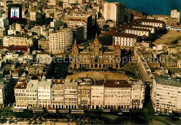 La Coruna Fliegeraufnahme Hotel de Ville et Galer