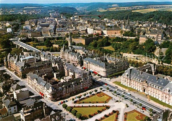 LUXEMBOURG  Luxemburg Fliegeraufnahme Altstadt