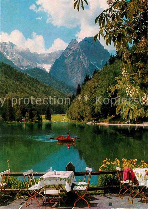 Garmisch-Partenkirchen Rießersee Terrasse mit Zugspitzgruppe