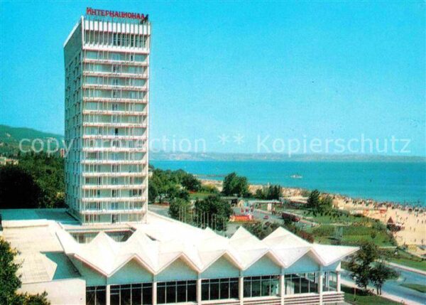 Slatni Pjasazi Hotel International