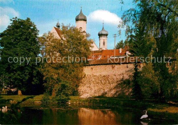 Isny Allgaeu Partie am See mit Kirche